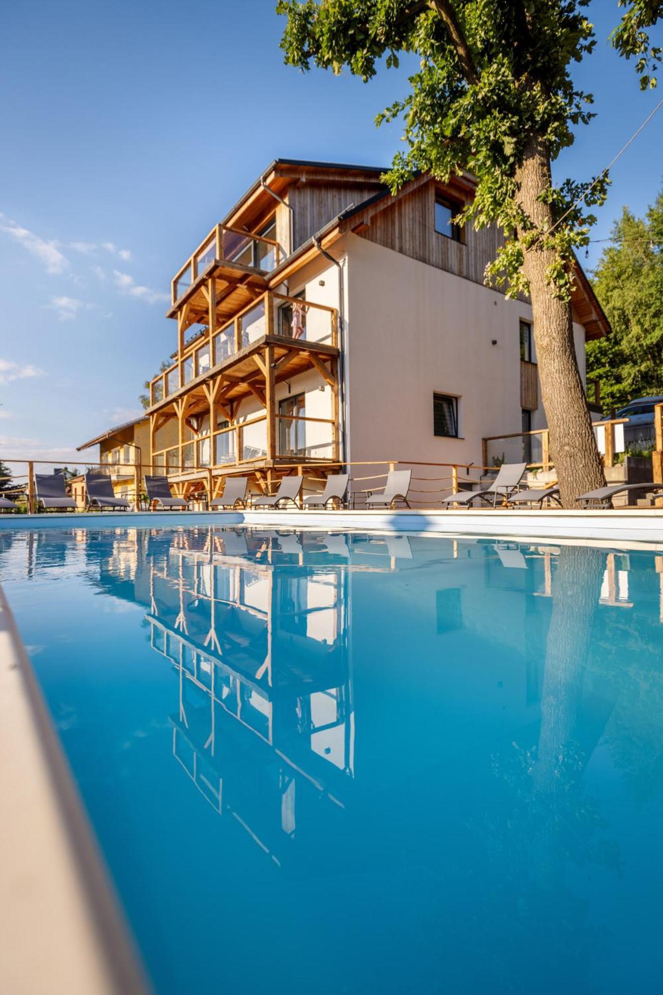Apartamenty Larice - Podgrzewany Basen, Balia I Sauna Świeradów-Zdrój エクステリア 写真